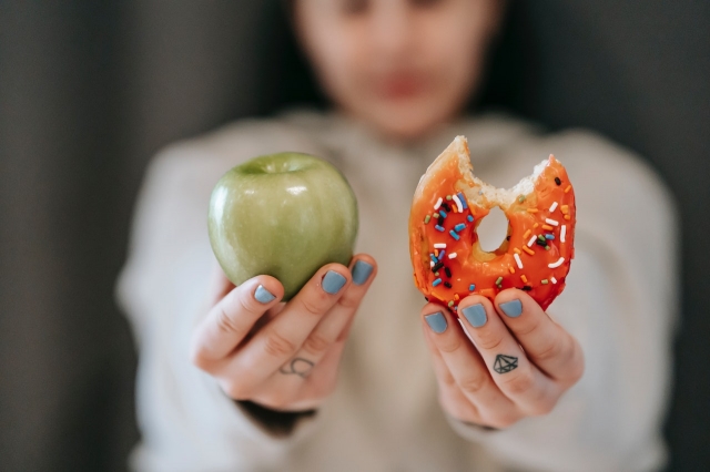 Eat Healthier and Lose Weight! Nine Small Tweaks That Can Cut Calories
